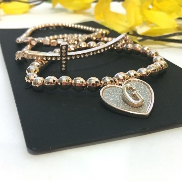 3/$29! GUESS stretch bracelet set - Picture 5 of 7